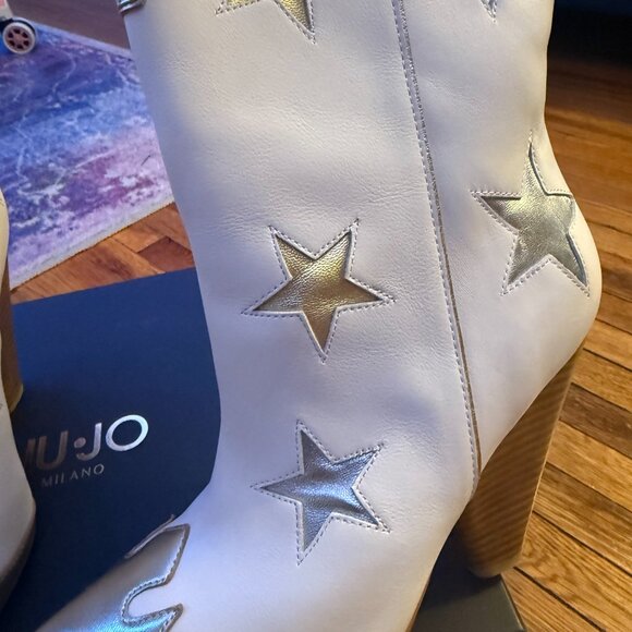 Barbie Movie Cowgirl Boots - Picture 5 of 13